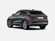 Audi Q5 Sportback 2.0 TFSI e-hybrid quattro Advanced edition 299 PK · Techniekpakket plus · Panorama-glasdak · Trekhaak, elektr. wegklapbaar