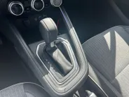 Renault Clio 1.6 E-Tech Full Hybrid 145 techno | Automaat | Apple Carplay & Android Auto | Camera | Navigatie | Parkeersensoren | Cruise Control | 12 Maanden BOVAG Garantie