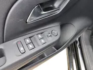Opel Corsa-e Level 3 50 kWh | Stoelverwarming | Climate Control | | Incl. 12 maanden garantie, APK, Onderhoudsbeurt etc. Premiumpakket gratis! |