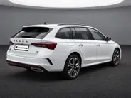 Škoda Octavia Combi 1.4 TSI 245pk DSG RS iV PHEV Business · Camera · Apple/Android Car Play · Head-Up · Dodehoek Detectie · 19'' Inch ·
