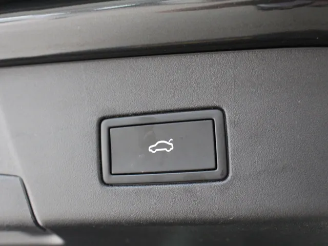 Volkswagen ID.4 GTX 4Motion 77 kWh Panoramadak | Trekhaak | IQ-Light | 21'Velgen | 90% SoH