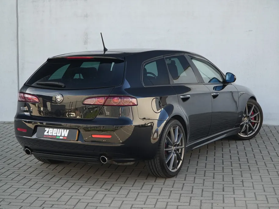 Alfa Romeo 159 Sportwagon 1.750 TBI Turbo 200 PK TI | Leder | Bose | Xenon | Cruise | 19'