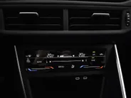 Volkswagen Polo Life Edition 1.0 TSI 95 pk 5 versn. Hand · Airconditioning automatisch, 2-zone (climatronic) ·
