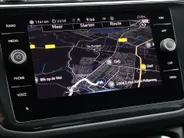 Volkswagen Tiguan 1.4 TSI eHybrid 245pk DSG Life Business · Camera · Inklap. Trekhaak · Dodehoeksensor · ACC · Keyless · Elek. Achterklep · Apple/Android Car Play ·