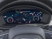 Audi A4 Avant 35 TFSI 150pk S edition Competition · Trekhaak · Camera ·  Stoelverwarming · Apple/Android Car Play · Adaptive Cruise Control ·  Clima · Drive select · Leder/Stof · Garantie t/m 23-07-2028 of 100000km.