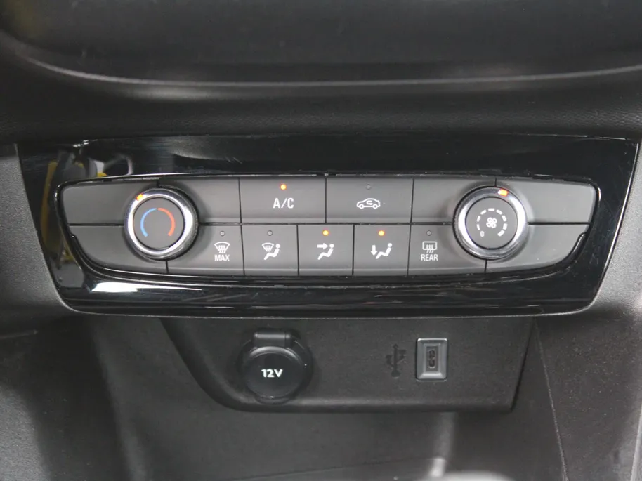 Opel Corsa 1.2 Turbo GS | Camera | Cruise | Parkeersensoren v+a | Dodehoeksensor | Apple Carplay/Android Auto | LED | 16" LM | Airco |