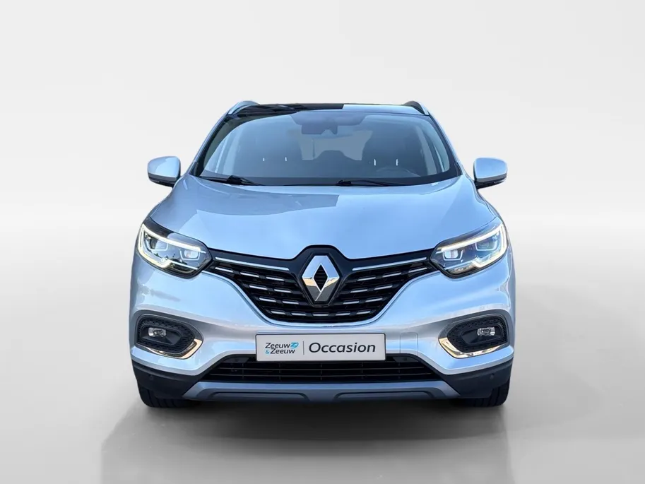 Renault Kadjar 140PK TCe Intens Automaat | Trekhaak (1500 KG) | Panoramadak | 19' Lichtmetalen Velgen | Stoelverwarming | Navi | Camera | Climate Control | Adaptieve Cruise Control | Leder |