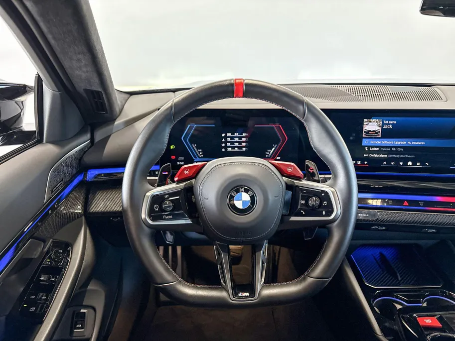 BMW M5 Touring M Drive Professional