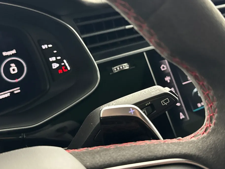Audi RSQ8 4.0 TFSI RS Q8 Quattro | Panoramadak | Luchtvering | 23'' L.M. Velgen