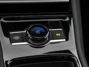Volkswagen Tiguan 1.5 204pk DSG eHybrid R-Line Edition · Panoramadak · Wegklapbare Trekhaak · 360 Camera · Massage · 19'' Inch · Garantie t/m 15-09-2030 of 100.000km