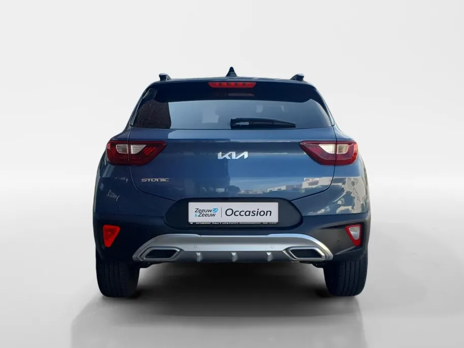 Kia Stonic 1.0 T-GDi MHEV GT-PlusLine | Stoel en stuurverwarming | Schuifdak | Dodehoek detectie | Climate control | Cruise control | Camera | Navigatie | Parkeersensoren voor en achter |