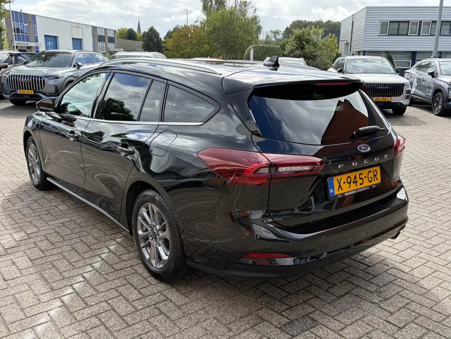Ford Focus 1.0 EcoBoost Hybrid 125 pk Titanium Wagon SYNC 4 Navigatie - Apple Carplay/ Android Auto- Winter Pack - 16inch Lichtmetalen velgen