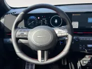 Hyundai Kona Electric N Line Business 64.8 kWh | Demo | Stoelverwarming | Navigatie | Apple CarPlay & Android Auto | 510 km rijbereik |