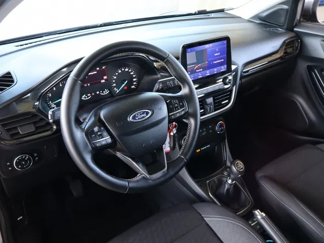 Ford Puma 1.0 EcoBoost Hybrid Titanium | Navigatie | Camera