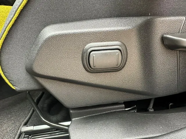 Renault 5 Comfort range iconic cinq 52 kWh | INCL. V2G LADER | WINTERPACK | CAMERA