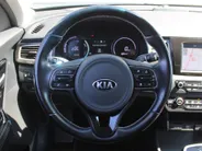 Kia e-Niro ExecutiveLine 64 kWh | Trekhaak | Warmtepomp | Stuur-/stoelverwarming + ventilatie | Leer | Camera | Stoelgeheugen | Dodehoek detectie | LED | 17' LM |
