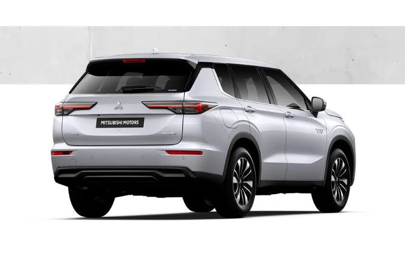 Mitsubishi Outlander 2.4 PHEV Pure € 5000 euro korting eigen voorraad| 8 jaar garantie| Snel leverbaar | Totaalprijs op is op.