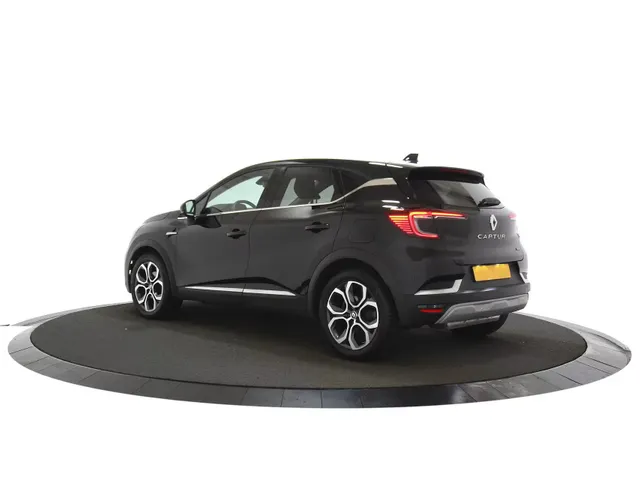 Renault Captur E-Tech plug-in hybrid 160PK techno | CAMERA | NAVI