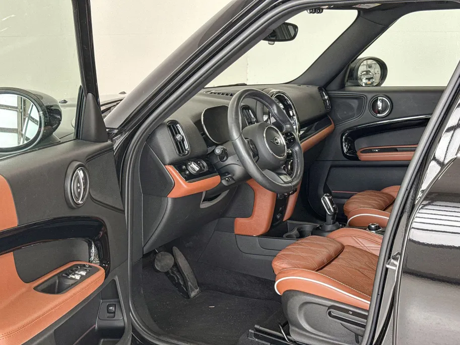 MINI Countryman Cooper Business Edition Classic Uitvoering