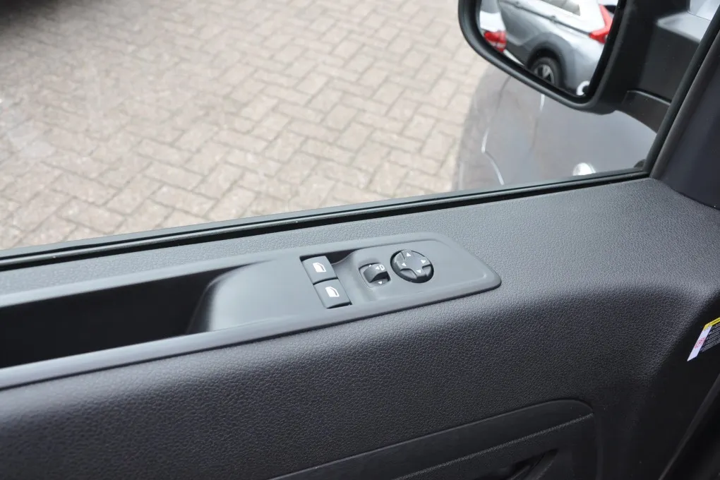 Fiat E-Scudo L3 DC 75 kWh Uniek in NL. DUB CABINE Full Options Bouwvak Deal