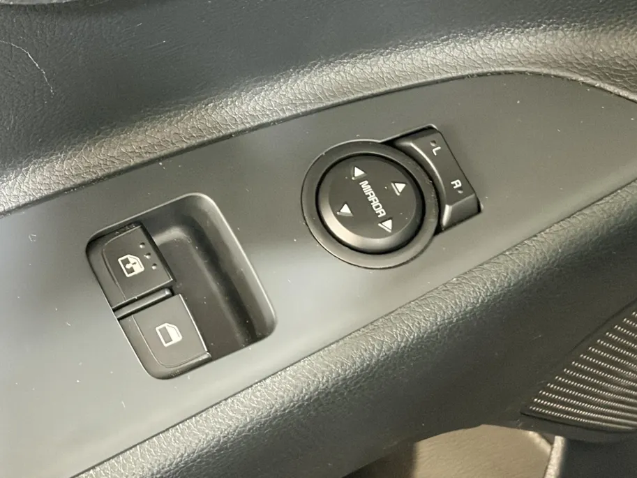 Kia Stonic 100PK T-GDi MHEV ComfortLine | Airco | Apple CarPlay/Android Auto | Centrale Deurvergrendeling | Elektrische Ramen & Spiegels | Licht Sensor |