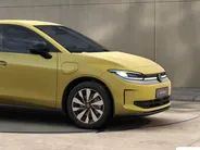 Volkswagen ID. Polo Life First Edition 52 kWh accu, 211 PK · Achteruitrijcamera · Voorstoelen en stuurwiel verwarmd ·