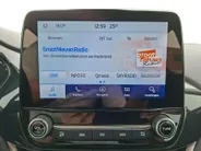 Ford Puma 1.0 EcoBoost Hybrid Titanium | 1e Eigenaar | NL-Auto | Winterpack | 17' Lichtmetaal | Climate Control | Navigatie | Parkeersensoren | Apple Carplay&Andoid auto |