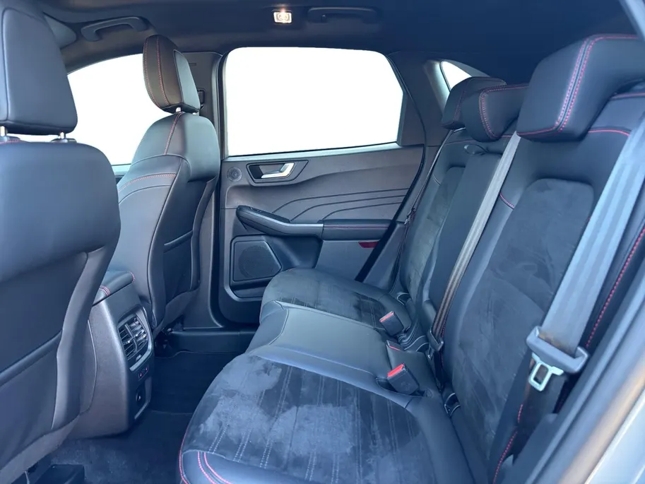 Ford Kuga 2.5 PHEV Graphite Tech Edition | NL Auto | Panoramadak | Winterpack | Elektr. voorstoelen | B&O Audio | Adaptieve Cruise Control |