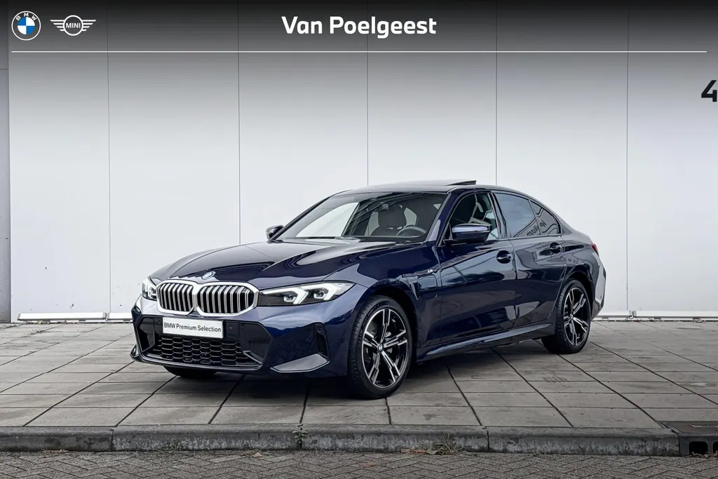 BMW 3 Serie Sedan 330e M-Sport