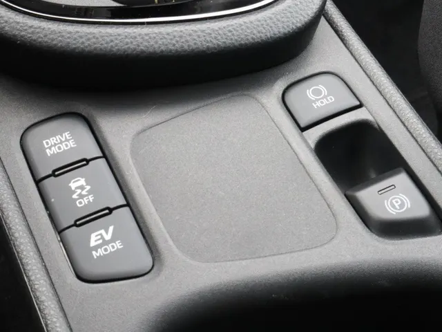 Toyota Yaris Cross 1.5 Hybrid Explore | Stoelverwarming | Parkeersensoren | Carplay