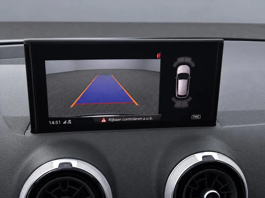 Audi Q2 35 TFSI/150PK S Line · Panoramadak · SONOS Audio ·  Camera · Apple/Android Car Play · Leder