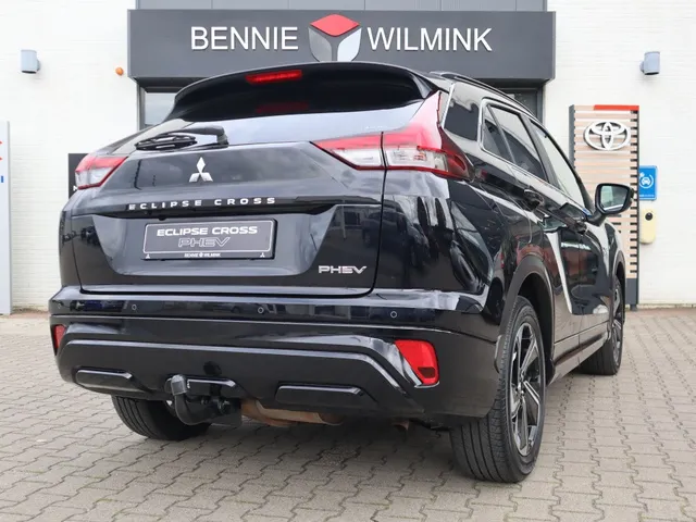 Mitsubishi Eclipse Cross 2.4 PHEV Executive | Trekhaak | Adaptive Cruise | 360 camera