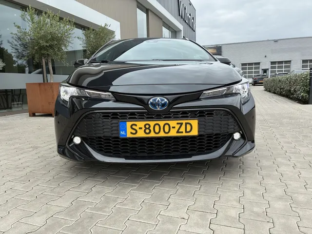 Toyota Corolla Touring Sports 1.8 Hybrid Active | PDC v/a | Apple Car-play | Stoelverw