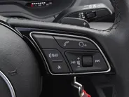 Audi Q2 35 TFSI/150PK S Line Panoramadak · Navigatie · Apple/Android Car Play · Stoelverwarming ·