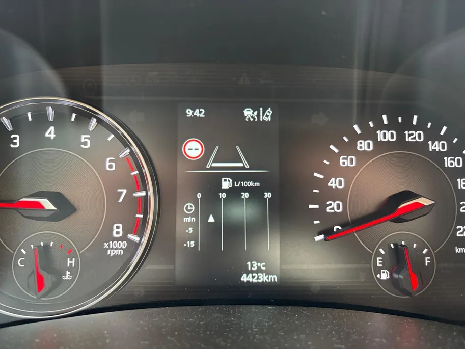Suzuki Swift 1.2 Comfort Sport | 17 inch | Zwarte logo's | Carbon spiegels | Sharkfin antenne | Carplay | Adapt. Cruise | Navi | Keyless start