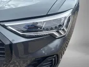 Audi Q3 35TFSI 110KW/150PK S-Line · Camera · Trekhaak · Panoramadak · Stoelverwarming · Apple/Android Car Play ·
