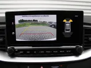Kia Ceed Sportswagon 1.5 T-GDi DynamicPlusLine | Stoel- & stuurverwarming | Camera | Clima | Cruise adapt. | LED | Navi | Elek. achterklep | 16' LM |