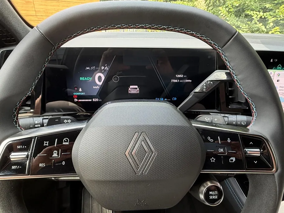 Renault Austral 1.2 E-Tech full hybrid 200 esprit Alpine zeer complete uitvoering .