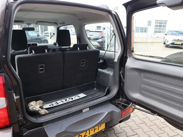 Suzuki Jimny 1.3 Exclusive Automaat | 4X4 | All Seasons | Airco | Trekhaak