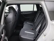 Škoda Kodiaq Sportline Business 1.5 TSI PHEV 150 kW / 204 PK | Elektrisch bedienbaar schuif-/kanteldak | Parkeer pakket | Trekhaak wegklapbaar | 4000,- inruilvoordeel