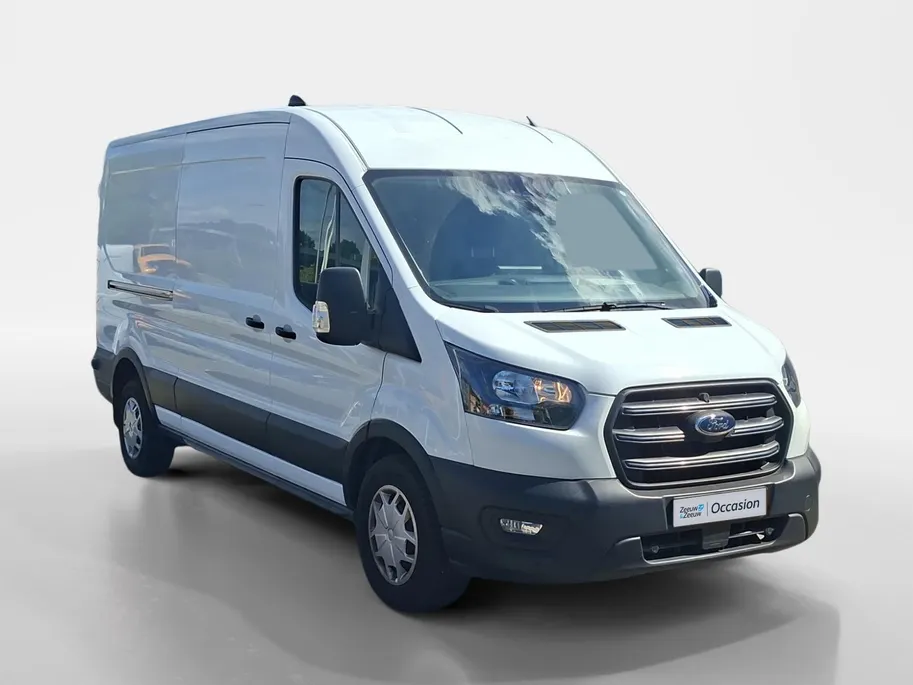 Ford Transit 350 2.0 TDCI L3H2 Trend 130 pk l BPM VRIJ! | Navigatiesysteem| 12' scherm | Trekhaak | Voorruitverwarming l 3-zits | All seasonbanden | Laadruimtebescherming