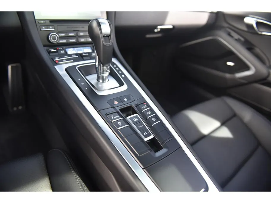 Porsche 911 3.0 Carrera 4S