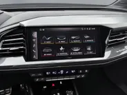 Audi Q4 Sportback e-tron 40 S edition 77 kWh 204pk · Camera · Sonos Audio · Keyless · Elek. Achterklep · Navigatie · Stoelverwarming · 20'' Inch ·