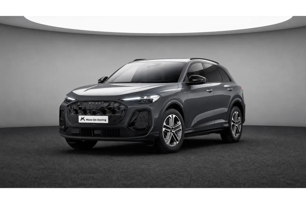 Audi Q5 2.0 TFSI e-hybrid quattro S edition 299 PK · Tech plus · Adaptieve luchtvering · Glazen panoramadak
