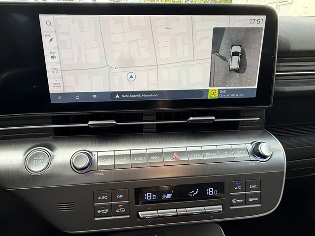 Hyundai Kona 1.6 GDI HEV Premium Sky
