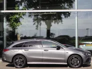 Mercedes-Benz CLA Shooting Brake 250 e Premium l Panoramadak l Stoelverwarming l Achteruitrij camera