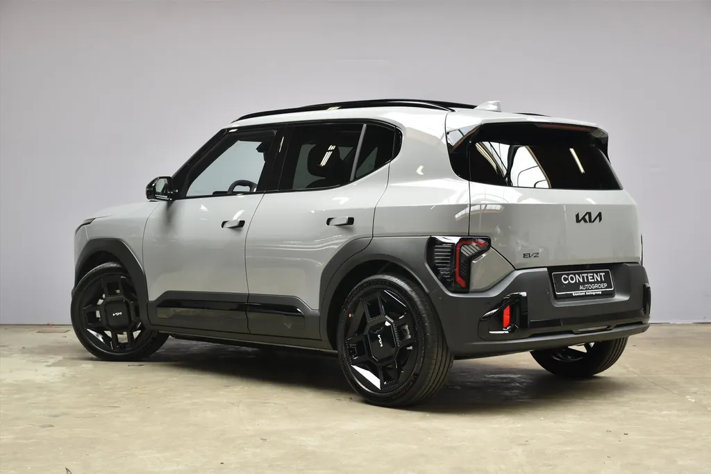 Kia EV2 61 kWh 135pk (5-zits) Black-Line