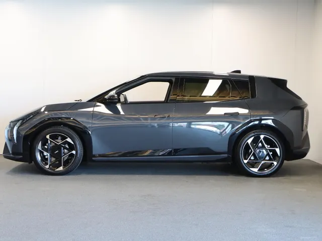 Kia EV4 GT-Line Business Edition 81.4 kWh