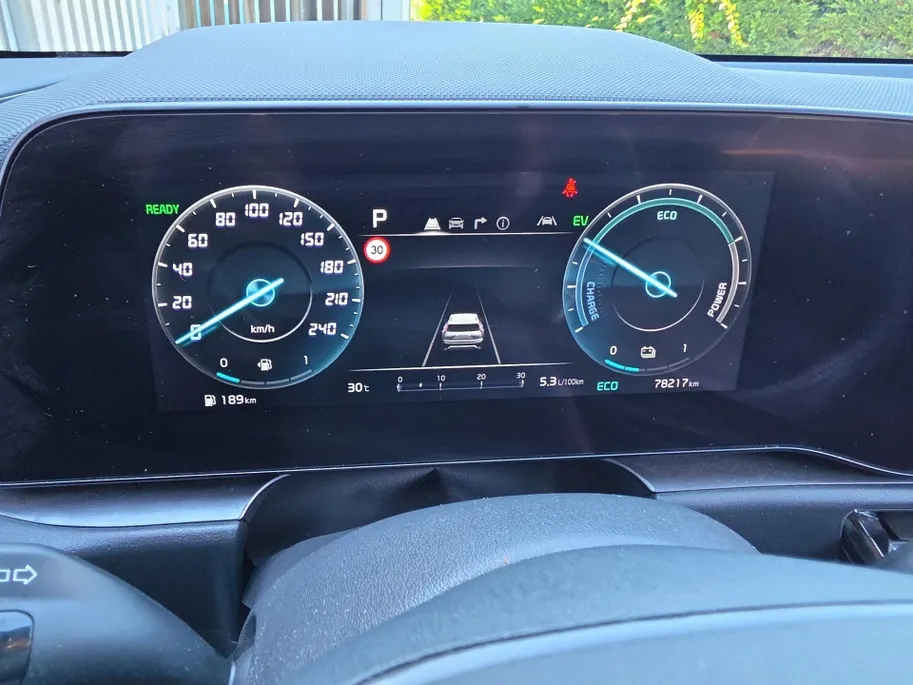 Kia Niro 1.6 GDi Hybrid DynamicLine | Two-Tone | Trekhaak | Climate control | Navigatie | Cruise control