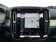 Volvo XC40 1.5 T4 Plug-in hybrid Ultimate Bright | Elektrischer achterklep | Pano dak | Harmon/Kardon | Achteruitrijcamera | Elektrsich verstelbare bestuurderstoel met geheugen |